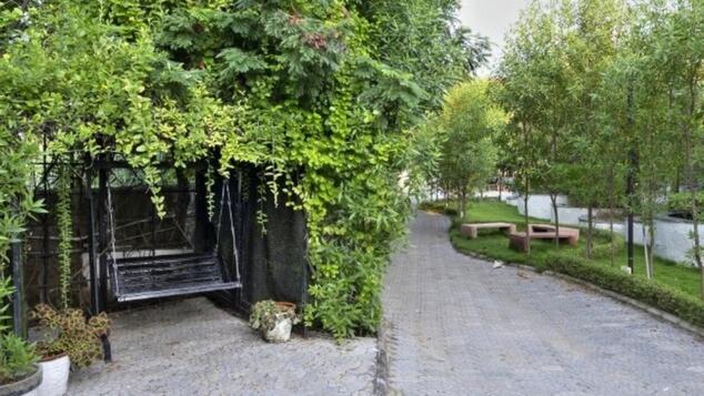 Om Sanctuary Resort By Pinks Hospitality Rupāwati Exterior foto